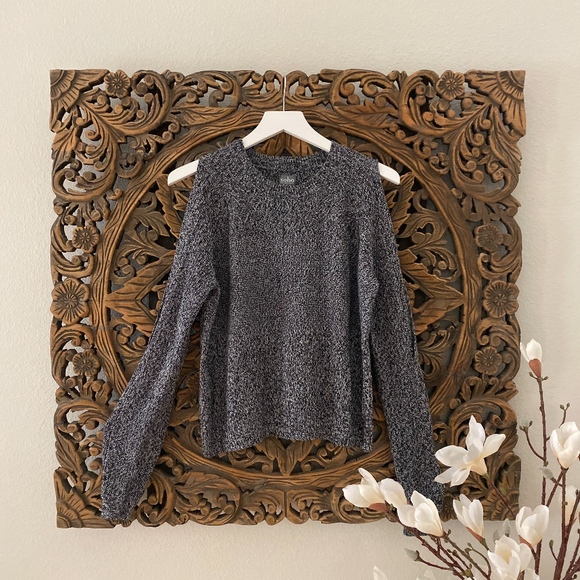 NY & COMPANY Knit Sweater w/ Slit Sleeves - Picture 4 of 7